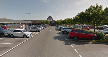 Tesco Extra - Riverside Avenue