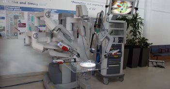 Bladder operation surgical robot