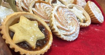 image of mince pies