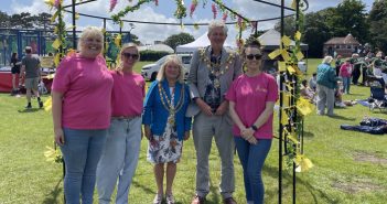 Mayor and Mayoress of Poole at Forest Holme's Tie A Yellow Ribbon